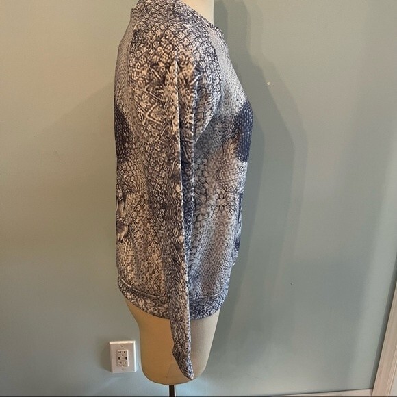 NEW Skull Bones Printed Raglan Long Sleeve Sweatshirt - Picture 3 of 5